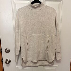 Varley Cream Turtleneck Sweatshirt
